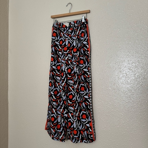 By Anthropologie Breezy Straight Red Motif Pants - Picture 7 of 7
